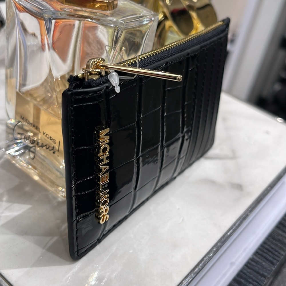 MICHAEL KORS JET SET TRAVEL MEDIUM TZ CARD CASE IN BLACK CROCODILE
NWT - Picture 11 of 16